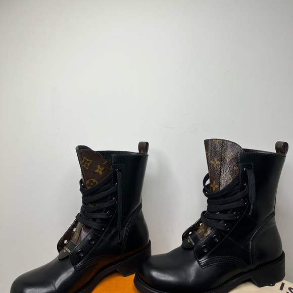 Louis Vuitton Metropolis Flat Ranger Boots - Picture 7 of 8